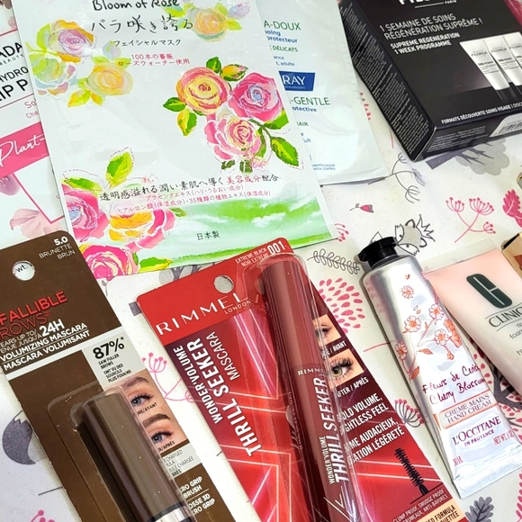 Beauty Set (19+ items) - Picture 4 of 11